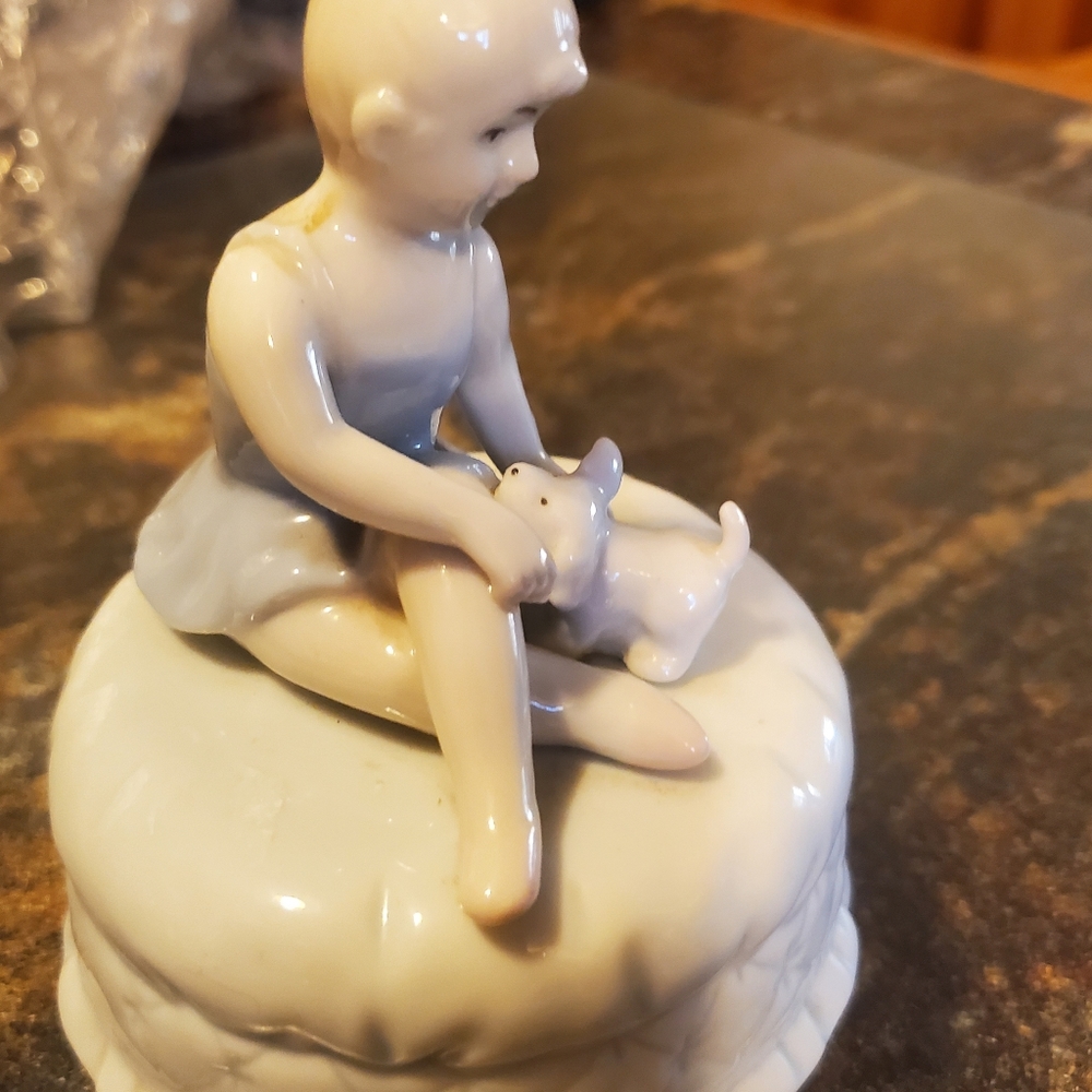 Vtg 90s Ceramic Music Box Ballerina Dancer Puppy Girl Dog Summit Collection. ...